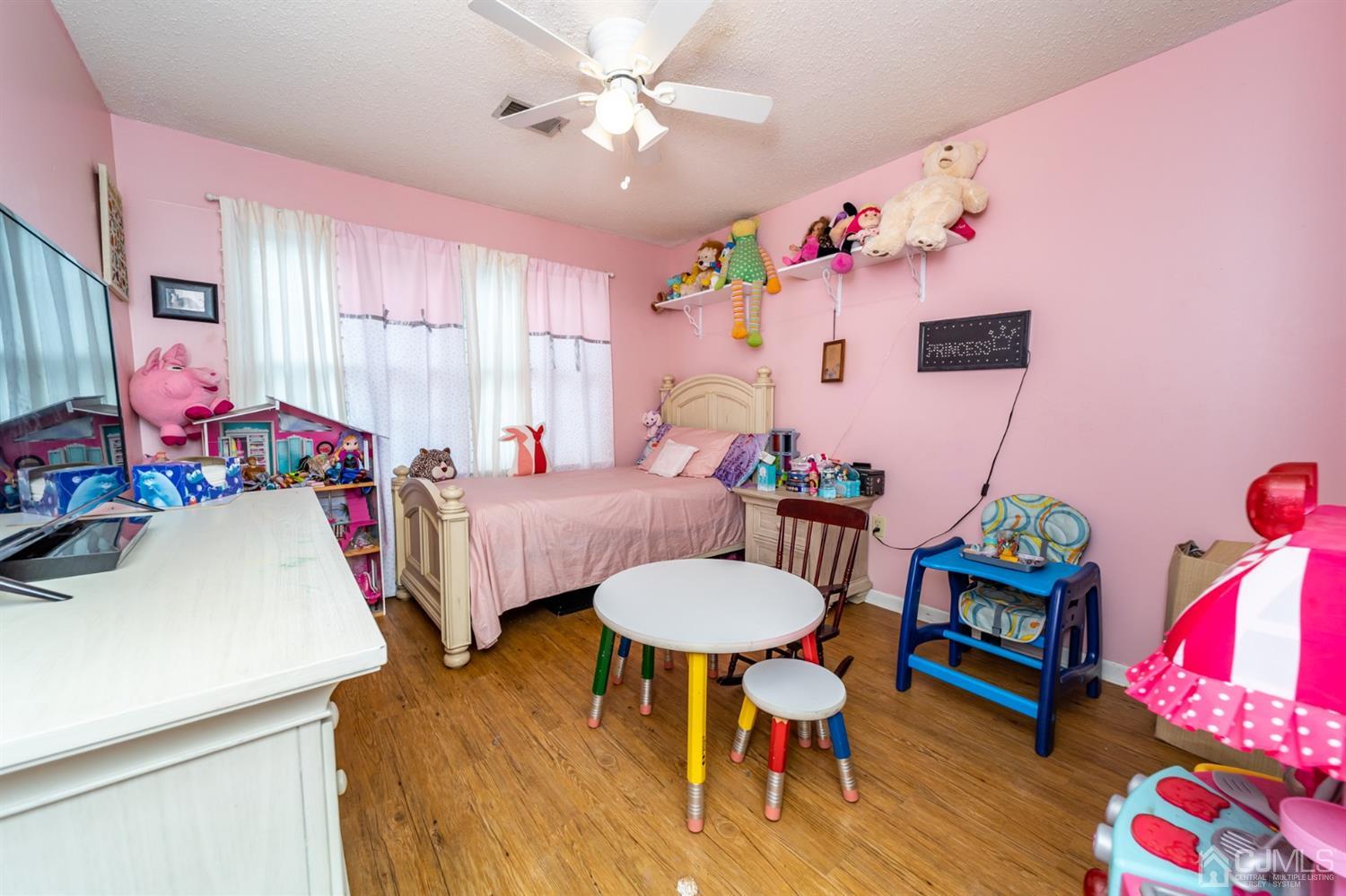 522 Edpas Road, Unit 522 New Brunswick, NJ 08901 - Photo 15 of 27