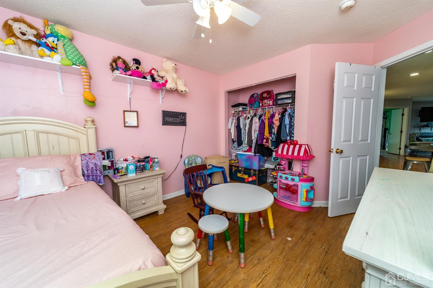 522 Edpas Road, Unit 522 New Brunswick, NJ 08901 - Photo 16 of 27