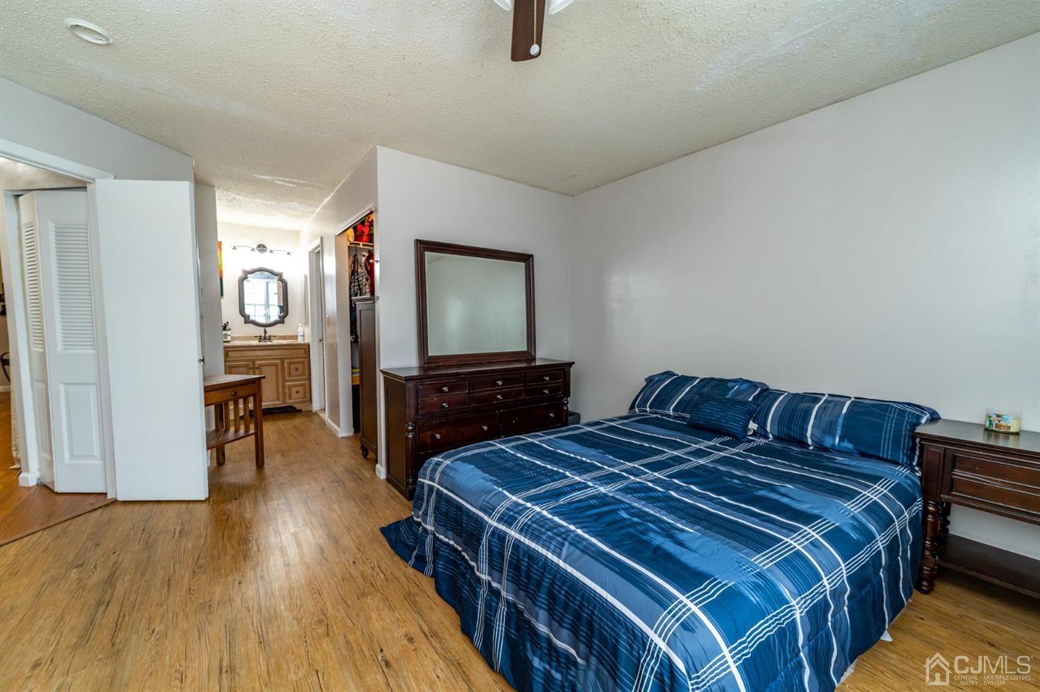 522 Edpas Road, Unit 522 New Brunswick, NJ 08901 - Photo 20 of 27