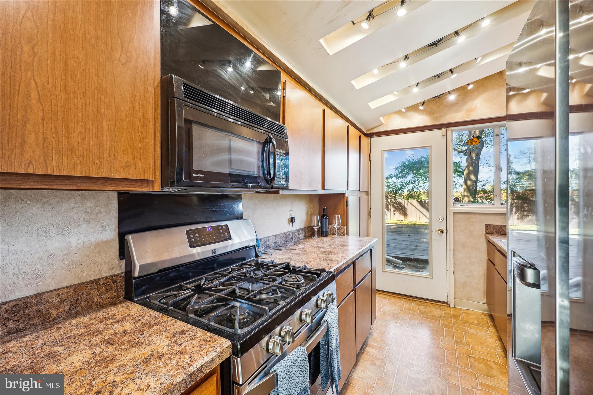 3311 Pendleton Drive Silver Spring, MD 20902 - Photo 26 of 65 Kitchen