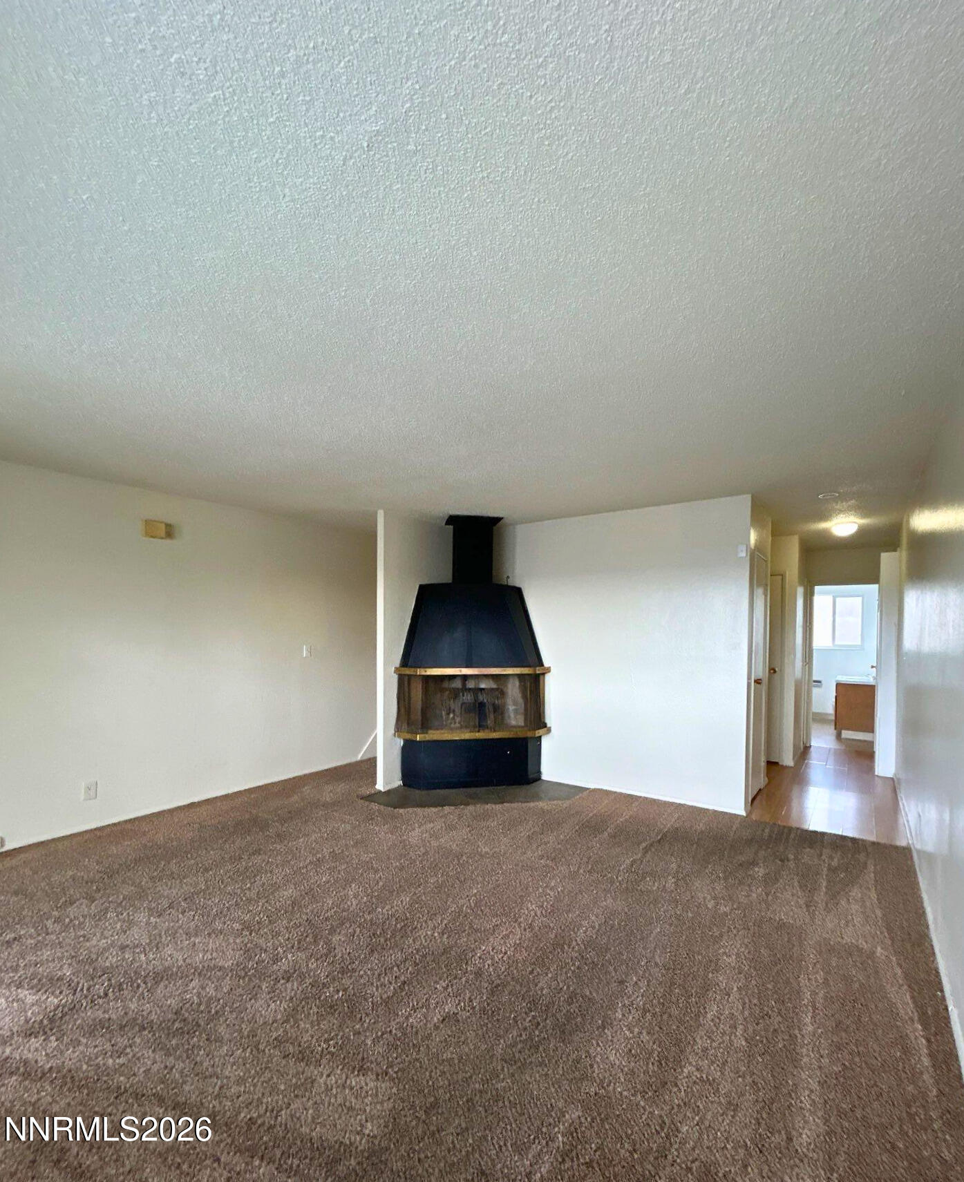 3285 Gypsum Road Reno, NV 89503 - Photo 6 of 17 a view of livingroom with kitchen