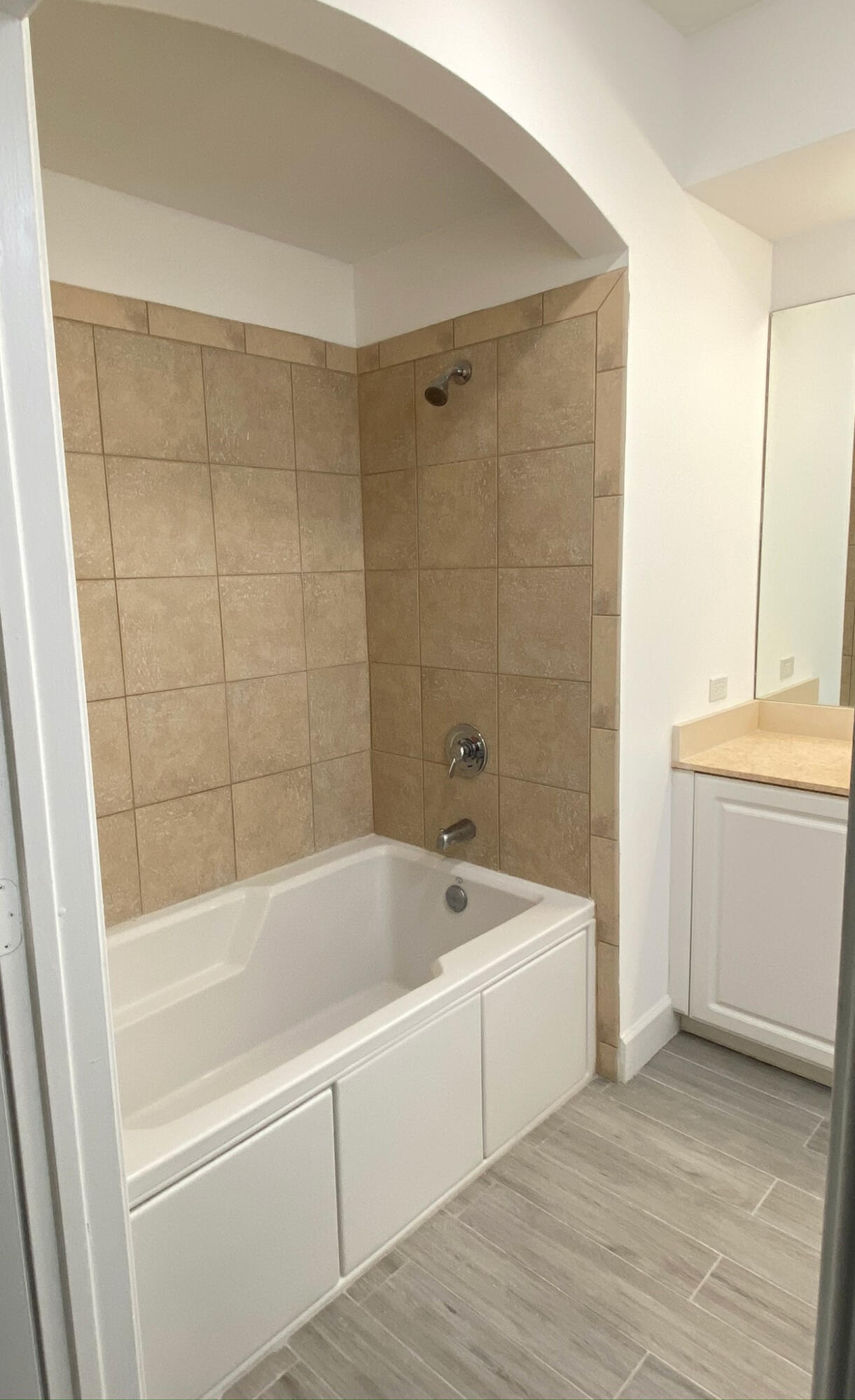 1690 Renaissance Commons Boulevard, Unit 1418 Boynton Beach, FL 33426 - Photo 14 of 21 1418_008