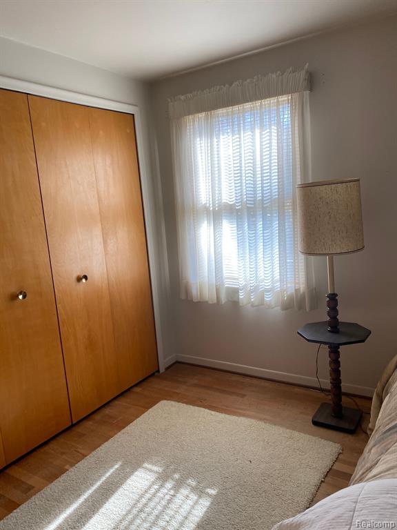 25249 Wykeshire Road Farmington Hills, MI 48336 - Photo 16 of 33