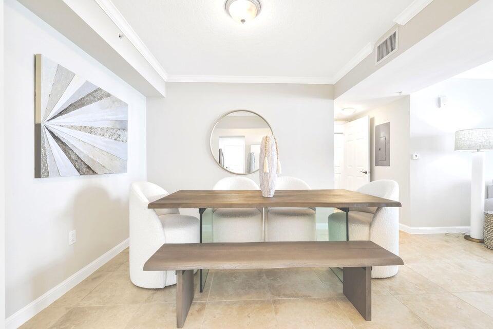 101 Plaza Real South, Unit 606 Boca Raton, FL 33432 - Photo 4 of 17 Dining Room