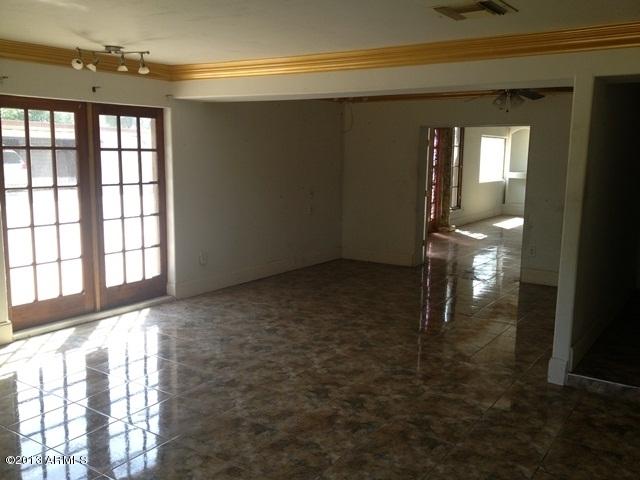 4324 East Coronado Road Phoenix, AZ 85008 - Photo 27 of 39 IMG_2153