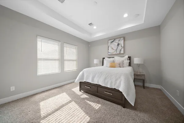 $1,999 | 8402 Curry Road, Houston, TX 77093