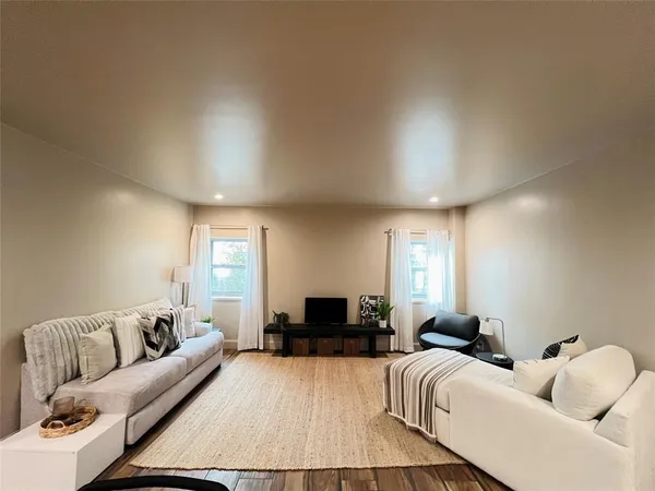 $2,195 | 6211 West Northwest Highway, Unit G224, Dallas, TX 75225