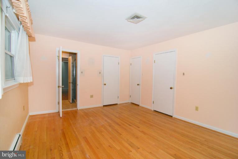 6425 Lignum Street Springfield, VA 22150 - Photo 24 of 30 a view of an empty room
