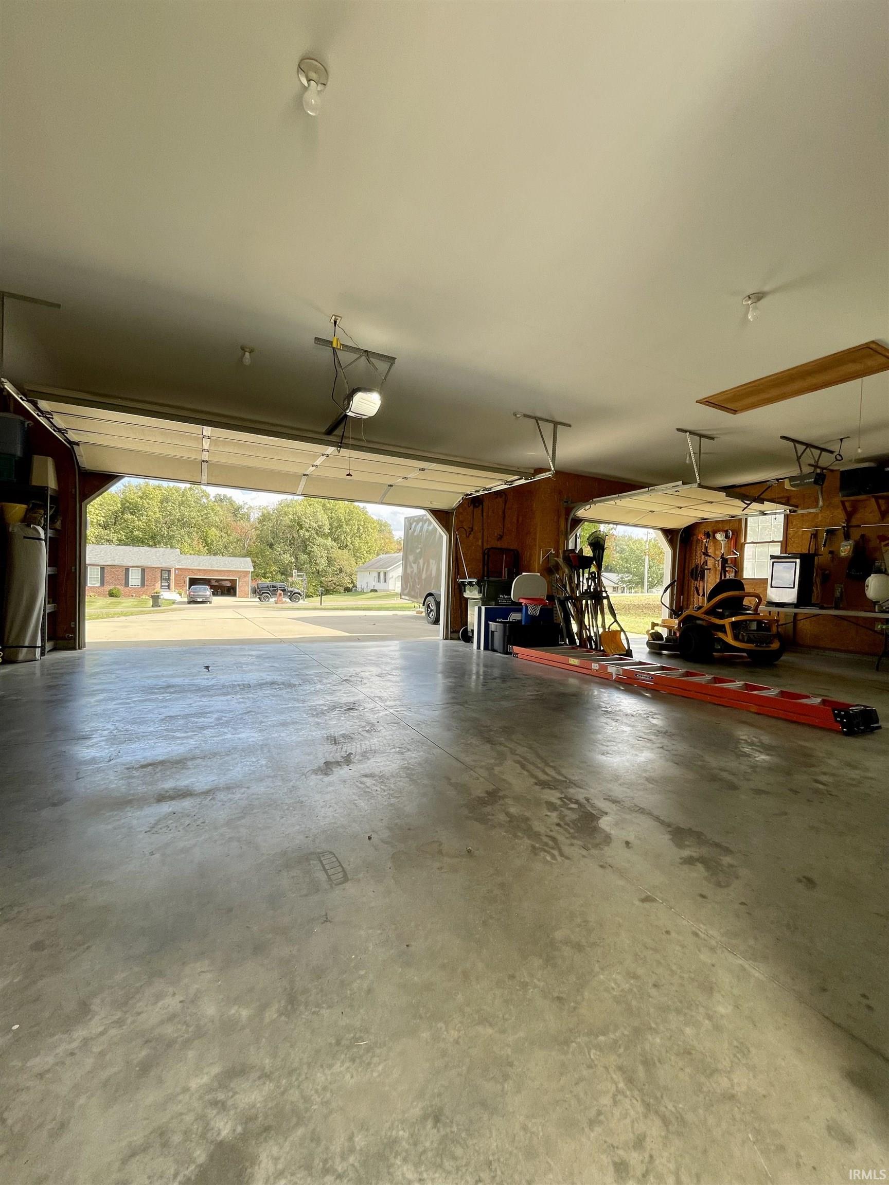 4285 Ridge Lane Washington, IN 47501 - Photo 19 of 26 Gallery Image 19