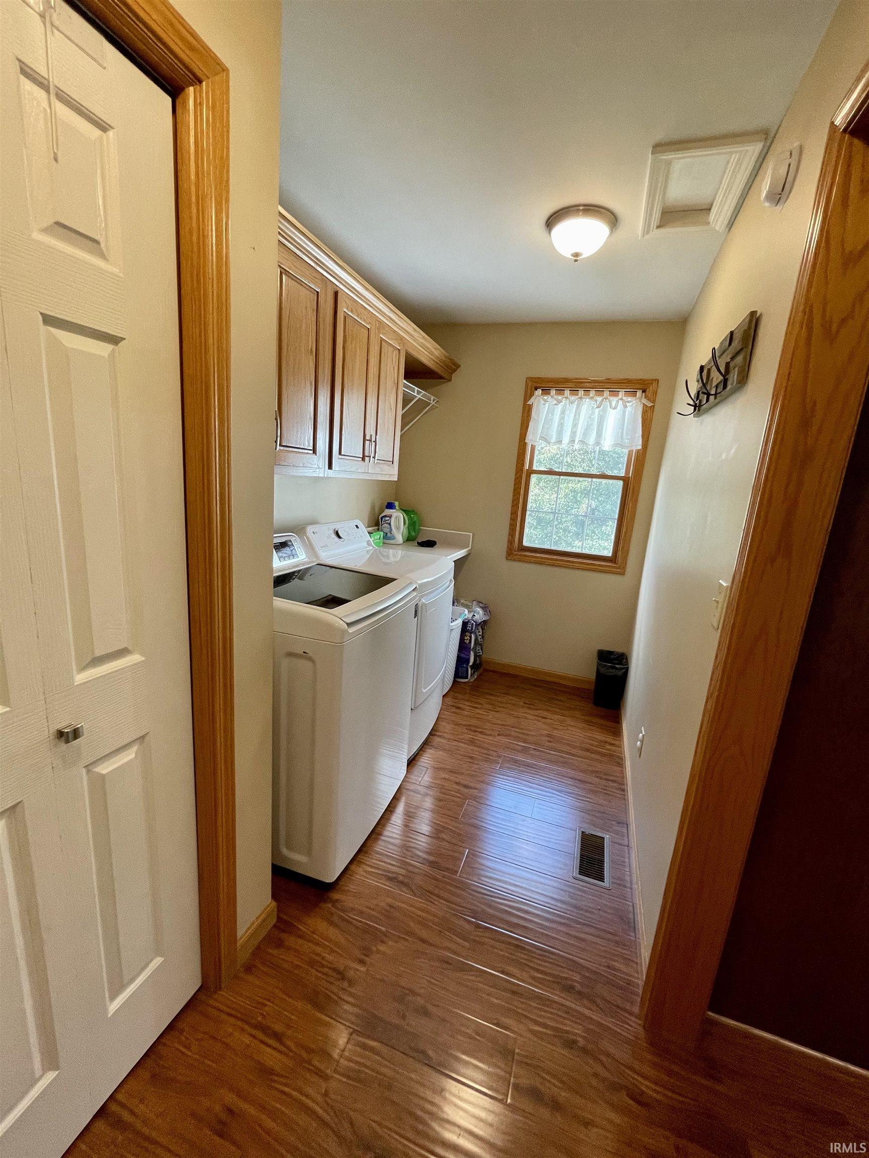 4285 Ridge Lane Washington, IN 47501 - Photo 10 of 26 Gallery Image 10