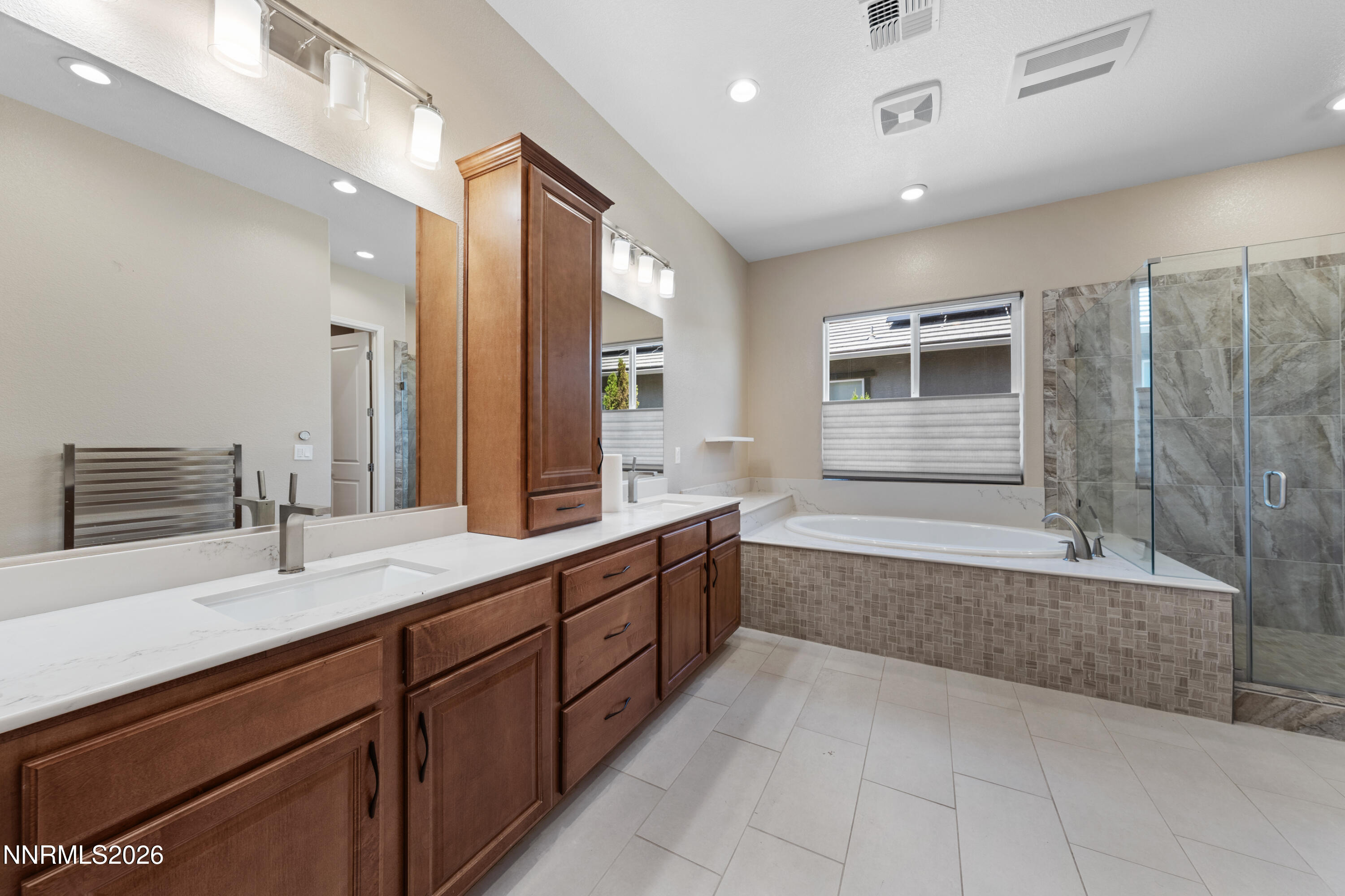 9827 Dyevera Lane Reno, NV 89521 - Photo 32 of 73 A7V09423