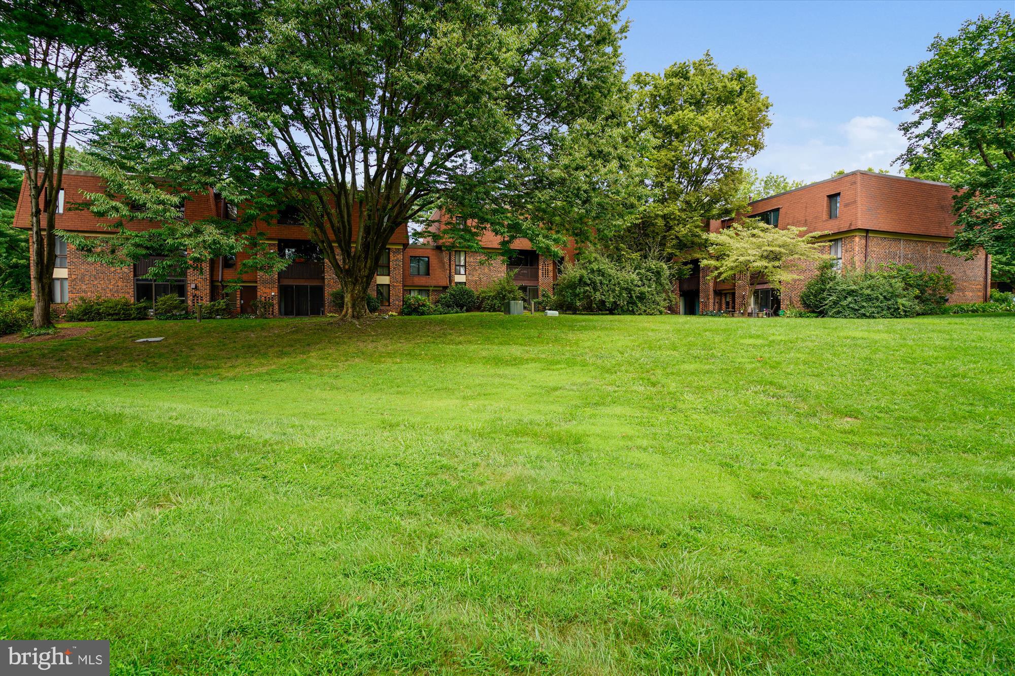 5251 West Running Brook Road, Unit 201 Columbia, MD 21044 - Photo 33 of 46 Running Brook Condos Common Area