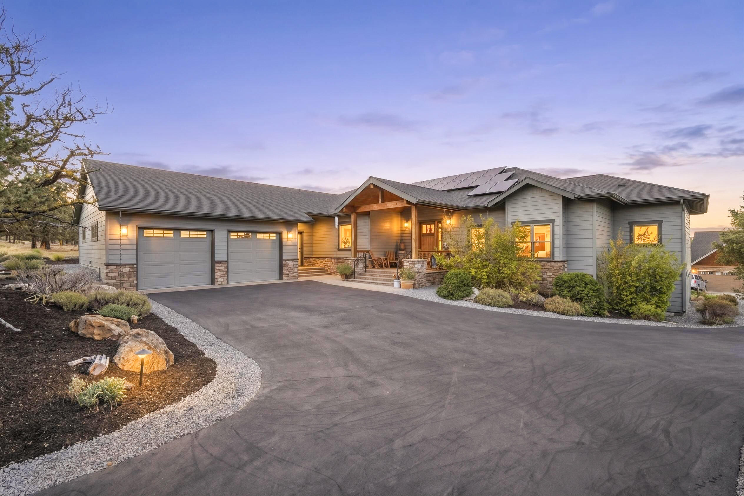 628 Highland Meadow Loop Redmond, OR 97756 - Photo 1 of 99