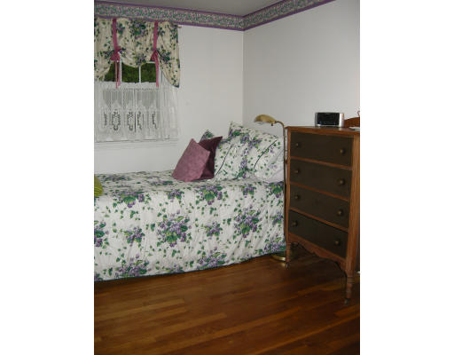 10 Drayton Road Dedham, MA 02026 - Photo 12 of 14 Gallery Image 12