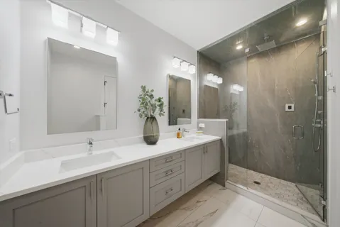 $799,000 | 1450 North Bosworth Avenue, Unit 2, Chicago, IL 60642