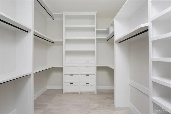 $3,700 | 9805 North 24th Street, McAllen, TX 78504