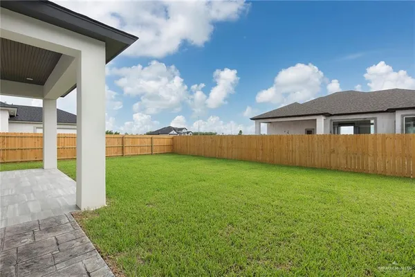 $3,700 | 9805 North 24th Street, McAllen, TX 78504