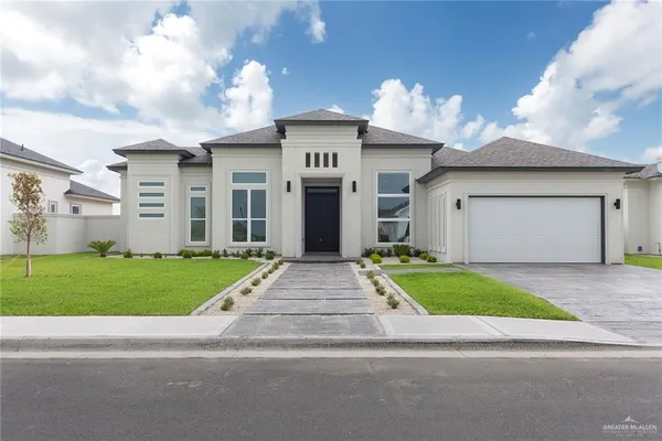 $3,700 | 9805 North 24th Street, McAllen, TX 78504