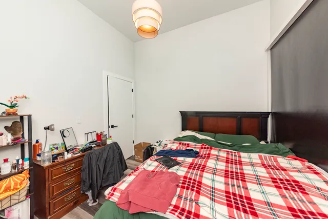 $3,549 | 2317 North Clark Street, Unit 410, Chicago, IL 60614