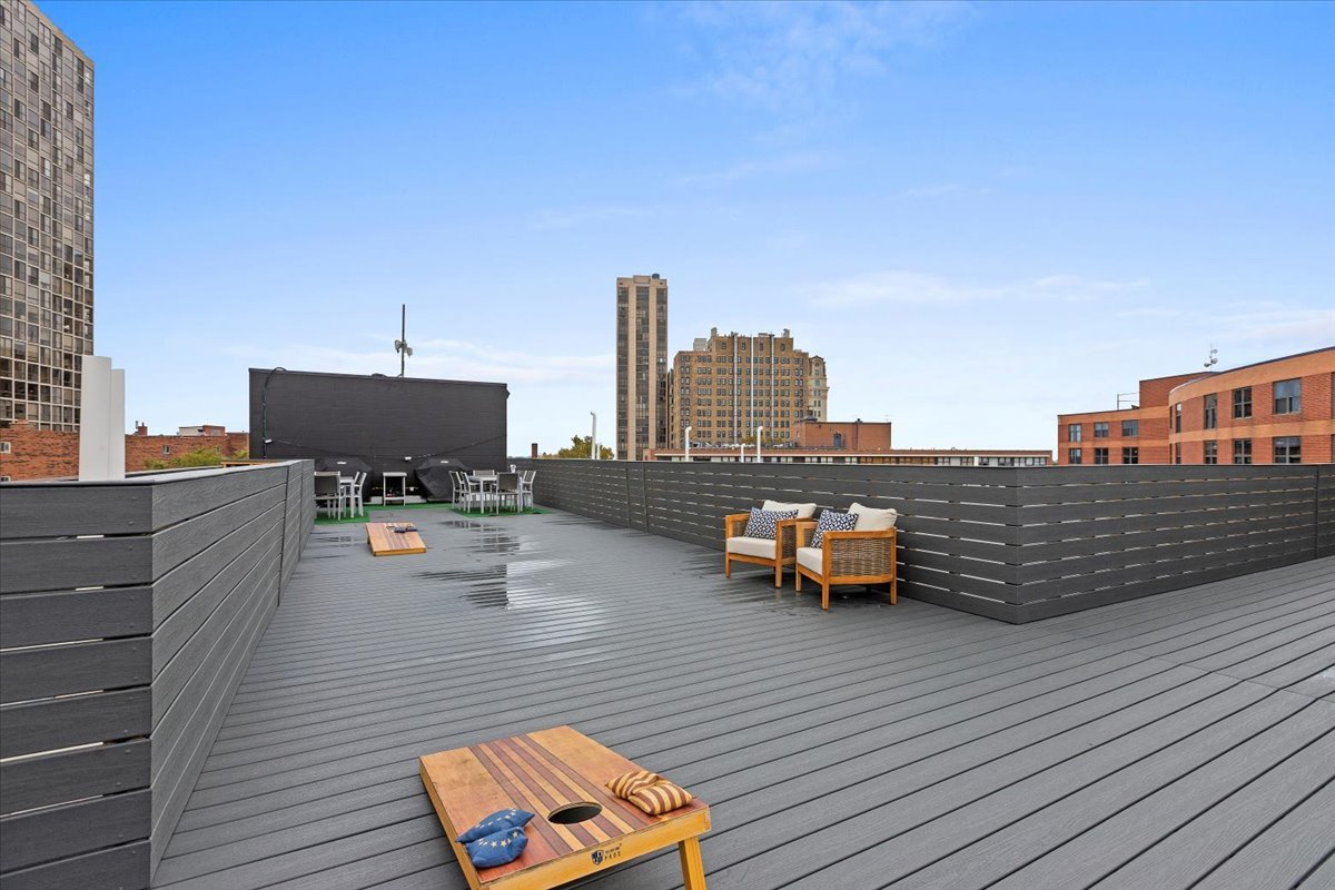 2317 North Clark Street, Unit 410 Chicago, IL 60614 - Photo 15 of 16