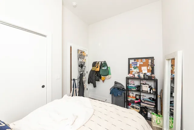 $3,549 | 2317 North Clark Street, Unit 410, Chicago, IL 60614