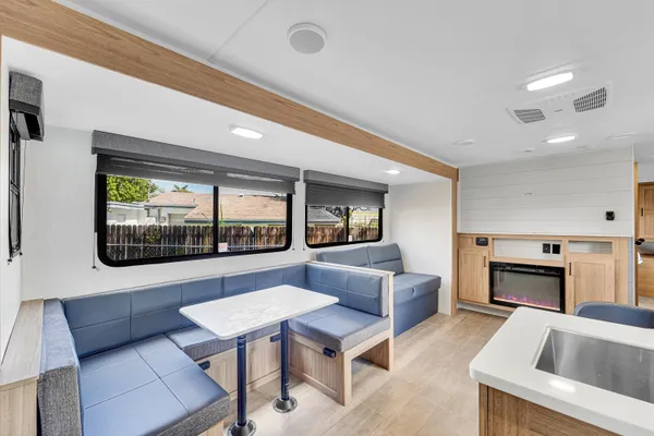 $1,800 | 3631 Northwest 4th Street, Unit 2, Lauderhill, FL 33311