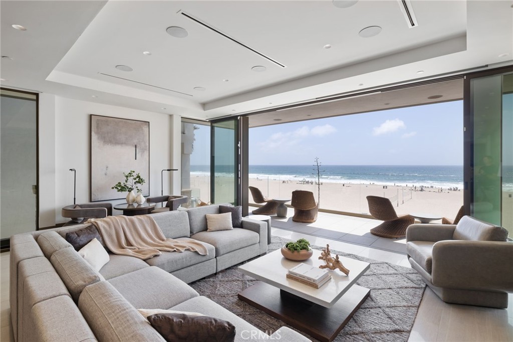 716 The Strand Manhattan Beach, CA 90266 - Photo 23 of 75