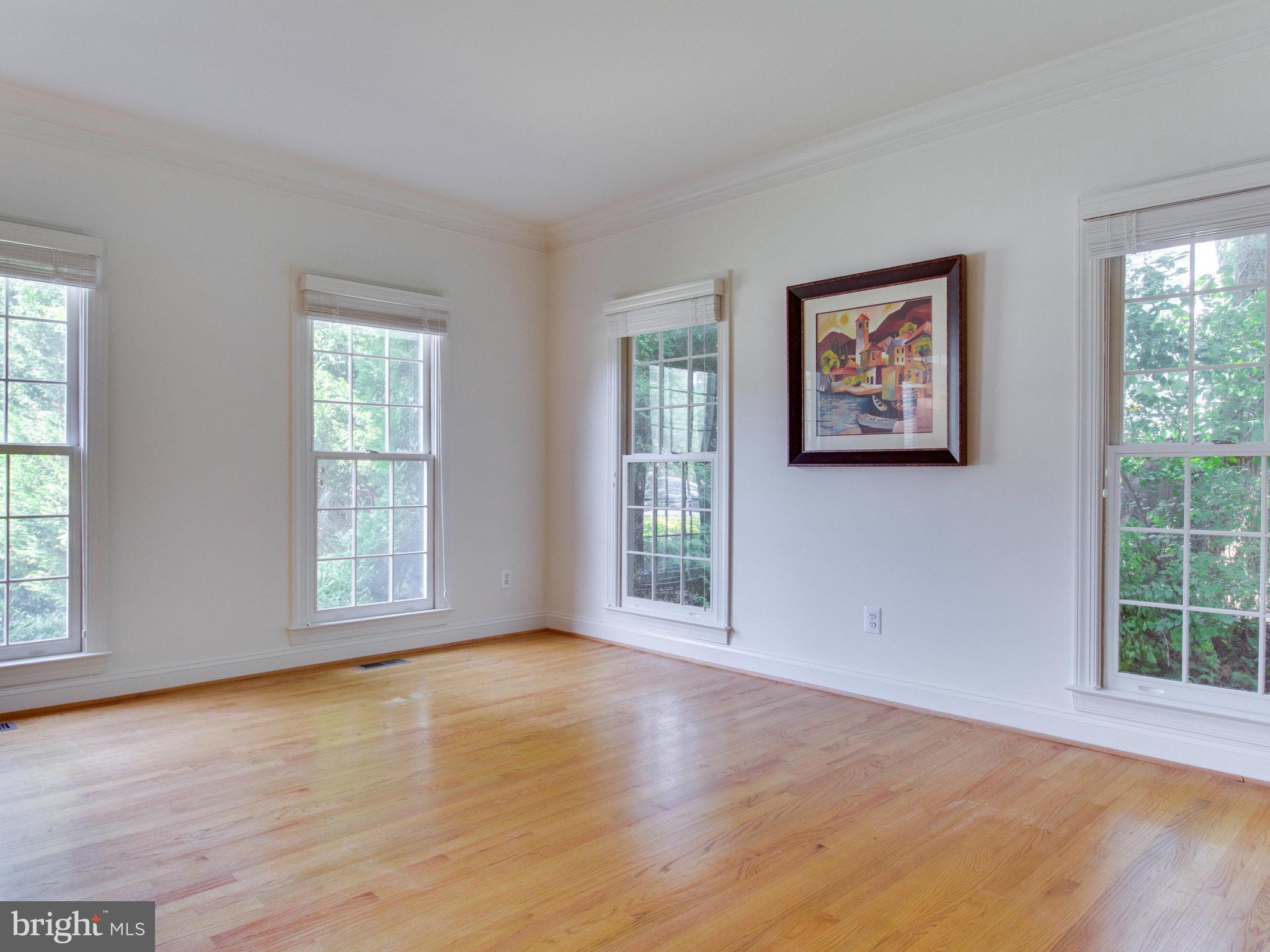 9903 Rustic Rail Lane Vienna, VA 22181 - Photo 4 of 30 Living Room w/ 4 windows