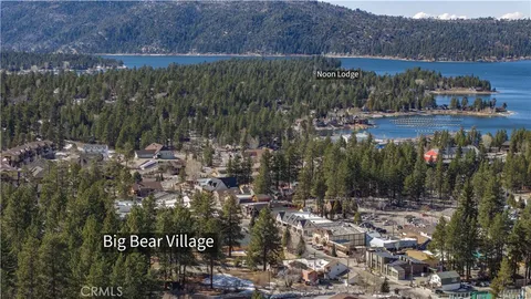 a view of a black and white wall of a building
