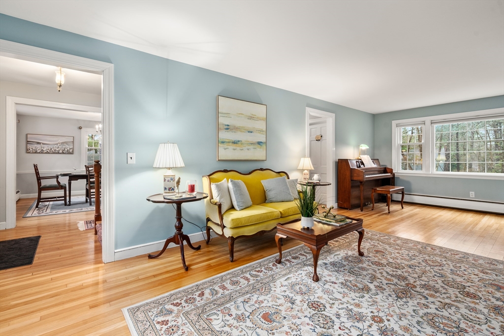 41 Old Coach Road Sudbury, MA 01776 - Photo 4 of 42