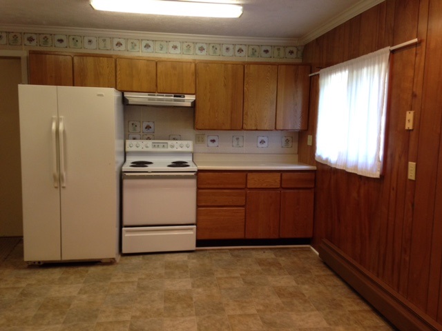 19845 Gennett Road Charlevoix, MI 49720 - Photo 7 of 20 1808024-6.JPG