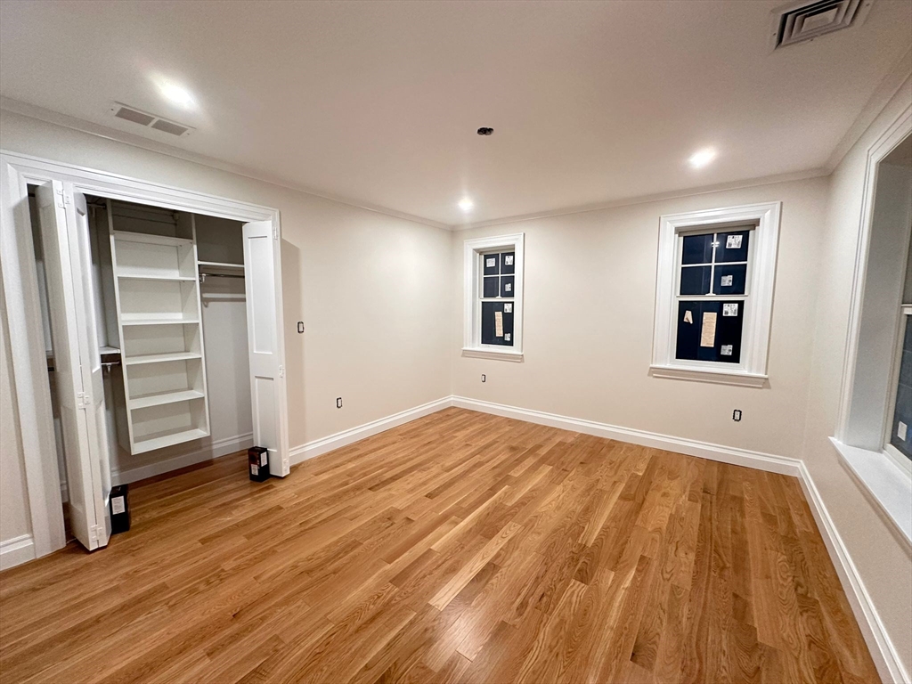 71 Woburn Street Lexington, MA 02420 - Photo 2 of 5