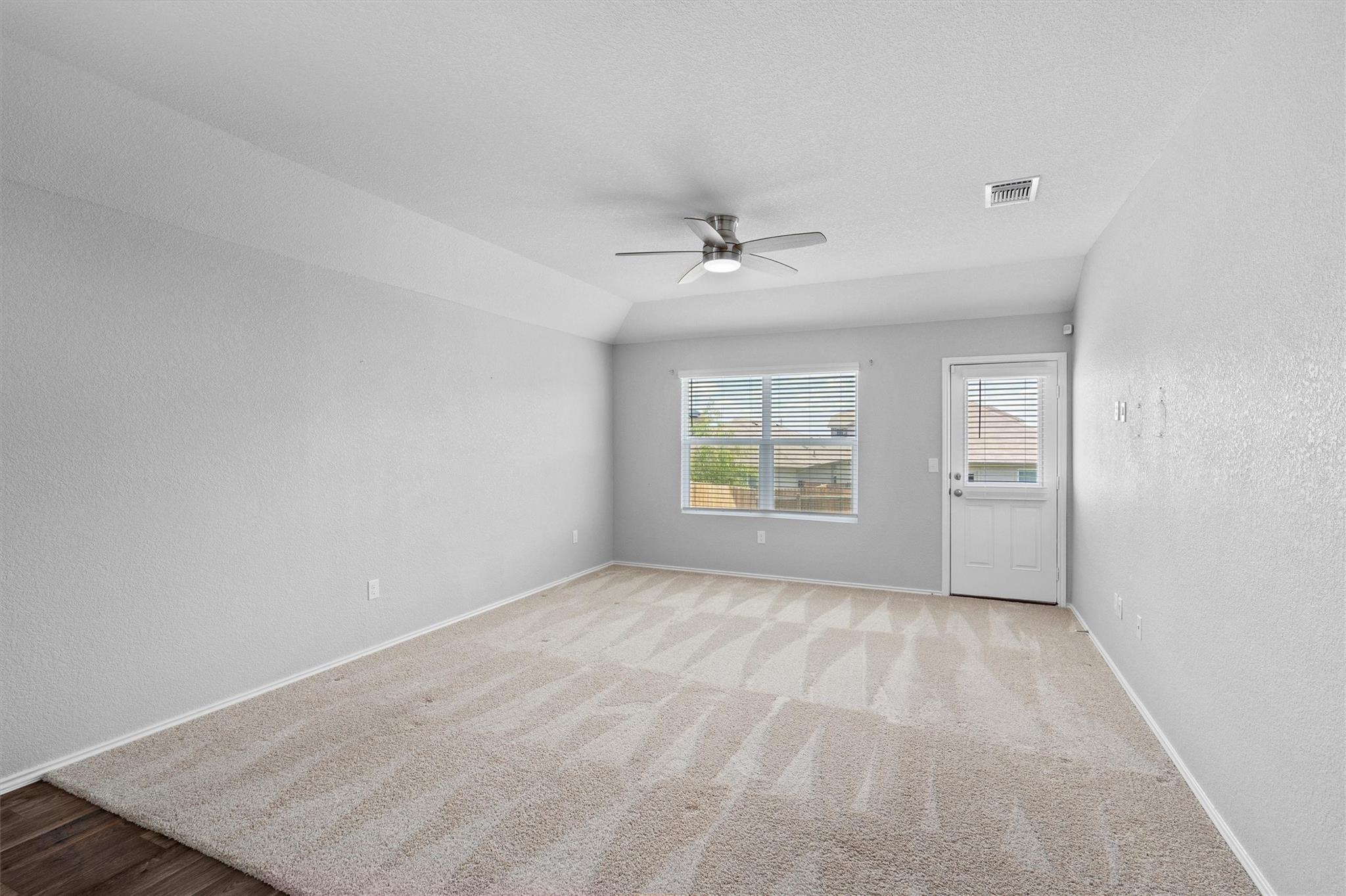 14915 Gypsum Mill Road Manor, TX 78653 - Photo 10 of 27