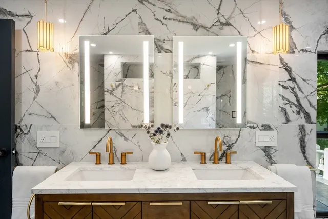 $5,150,000 | 27 Oakwood Road, Newton, MA 02466