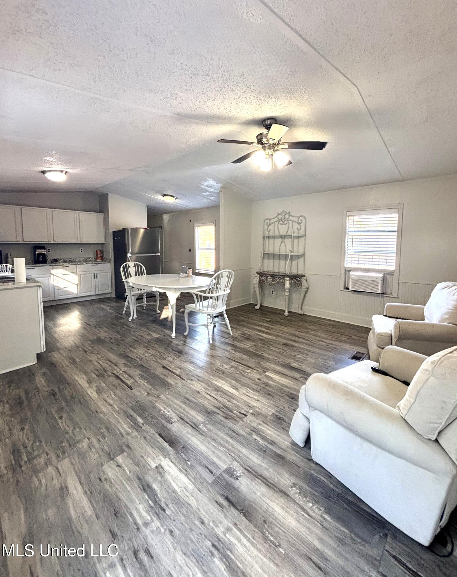 24160 Oak Ridge Drive Pass Christian, MS 39571 - Photo 10 of 23 brighter