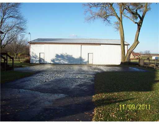 2040 West Blee Road Springfield, OH 45502 - Photo 3 of 4