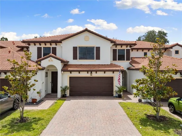 $440,000 | 7797 Bristol Circle, Naples, FL 34120