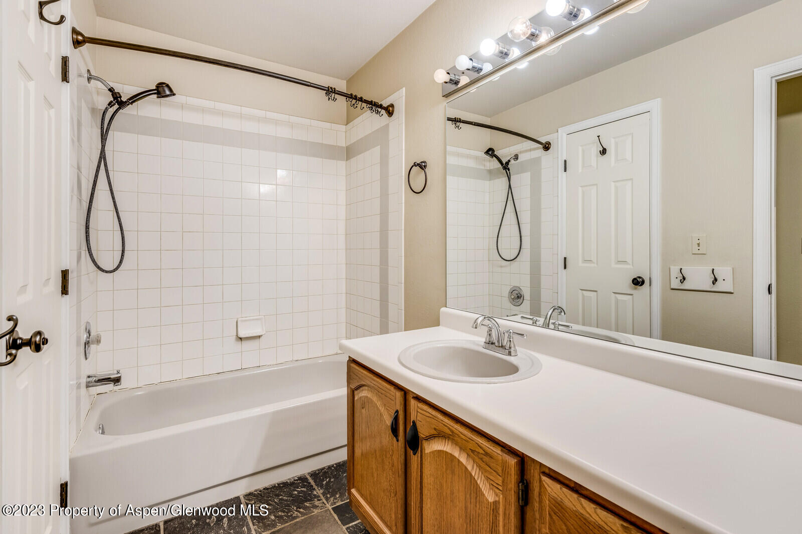 216 Rabbit Road Carbondale, CO 81623 - Photo 18 of 33 25_216_Rabbir_Road025_mls