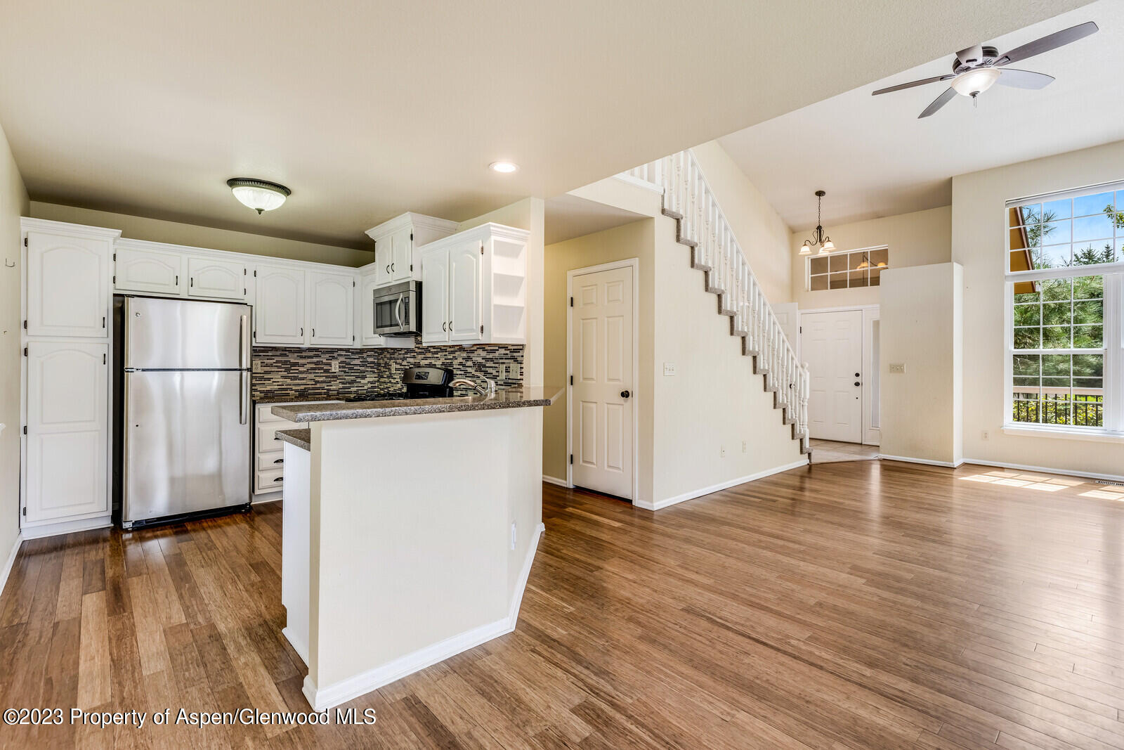 216 Rabbit Road Carbondale, CO 81623 - Photo 8 of 33 09_216_Rabbir_Road009_mls