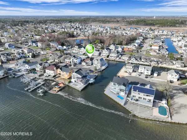 $1,300,000 | 5 Starboard Court, Brick, NJ 08723