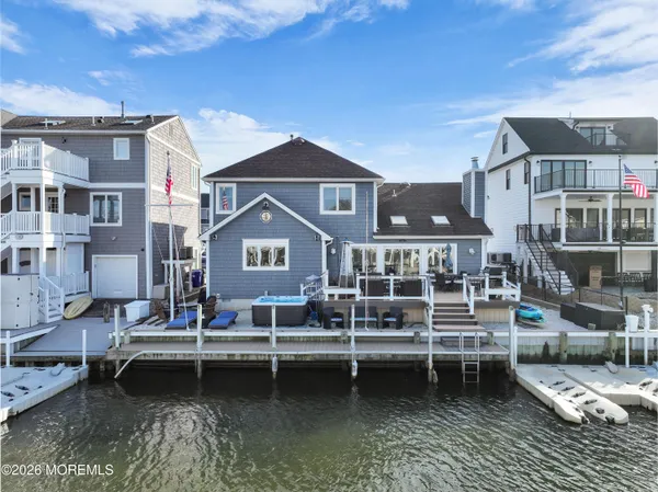 $1,300,000 | 5 Starboard Court, Brick, NJ 08723