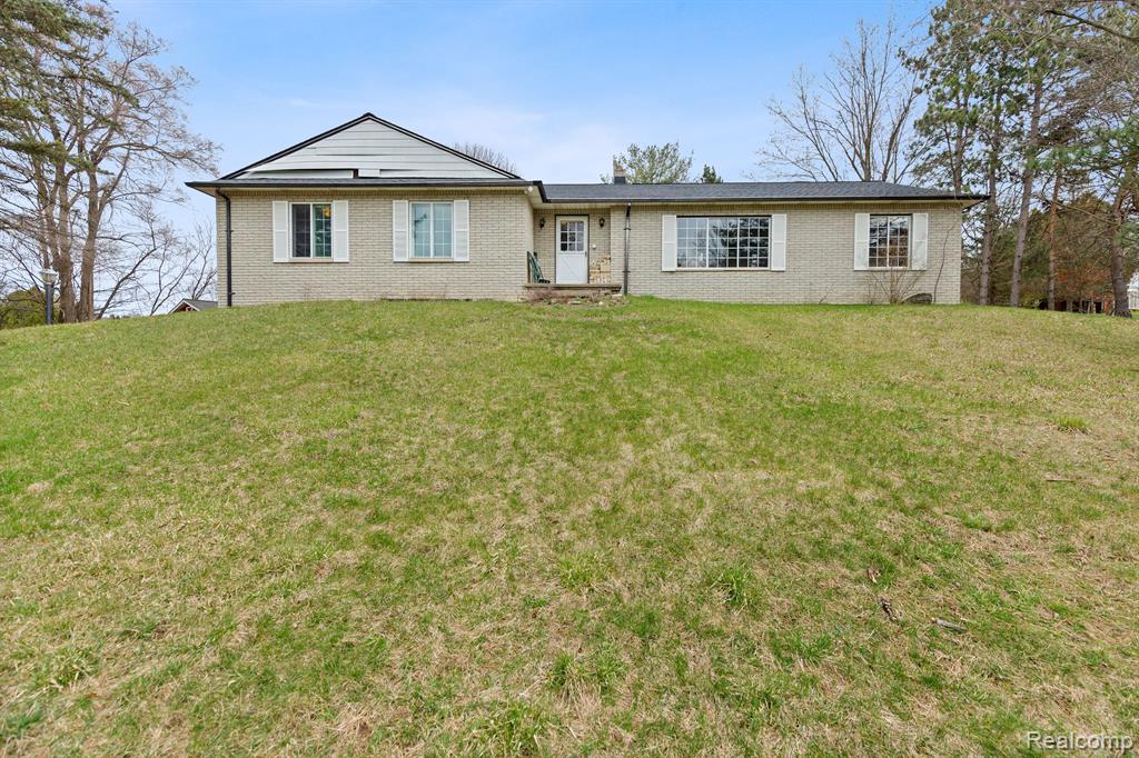 2975 Hadden Road Rochester, MI 48306 - Photo 37 of 52