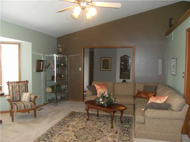 1780 Carroll Eastern Road Lancaster, OH 43130 - Photo 3 of 18 Gallery Image 3