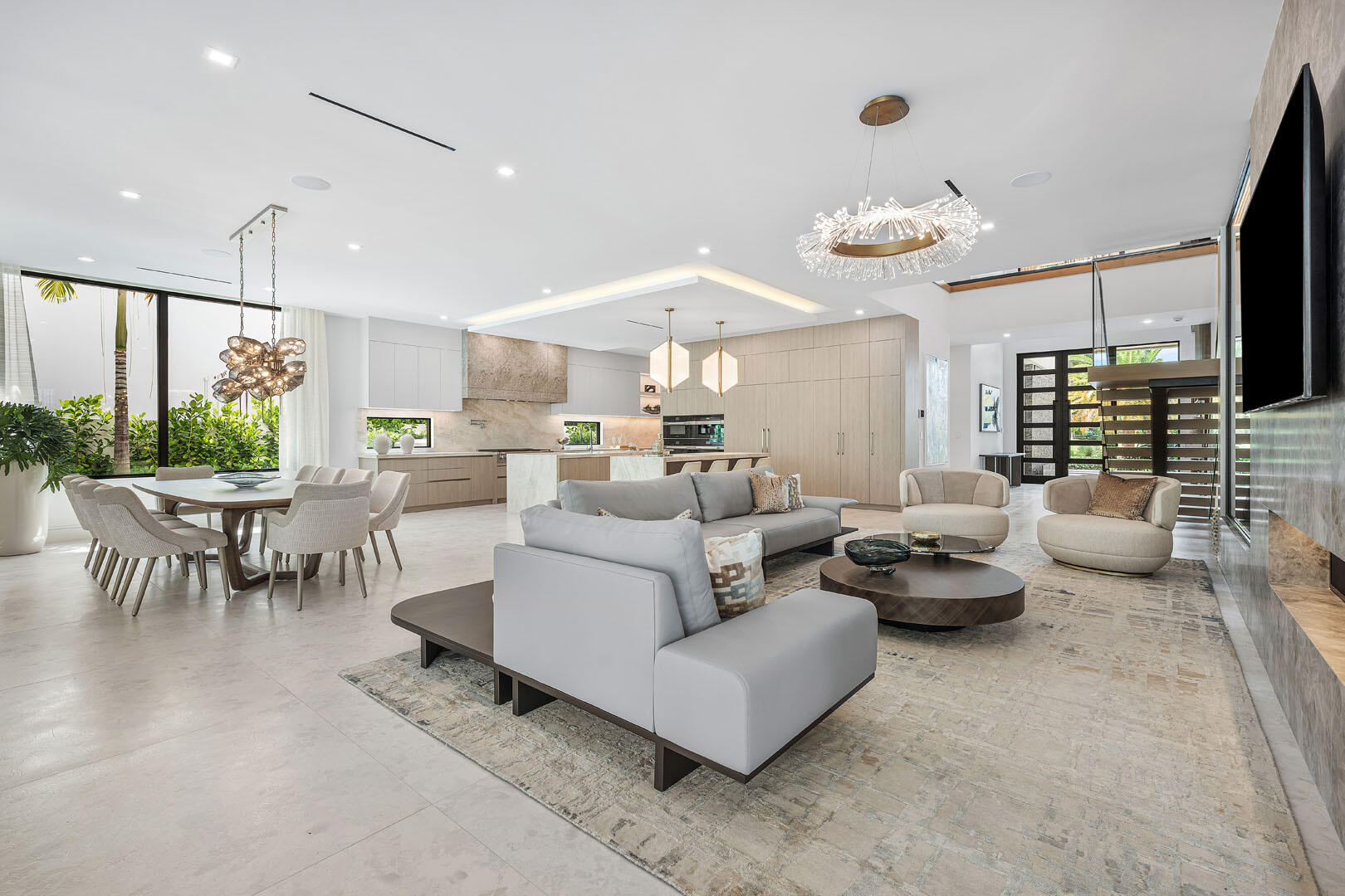 217 Thatch Palm Drive Boca Raton, FL 33432 - Photo 12 of 95 217_Thatch_Palm_Drive_10