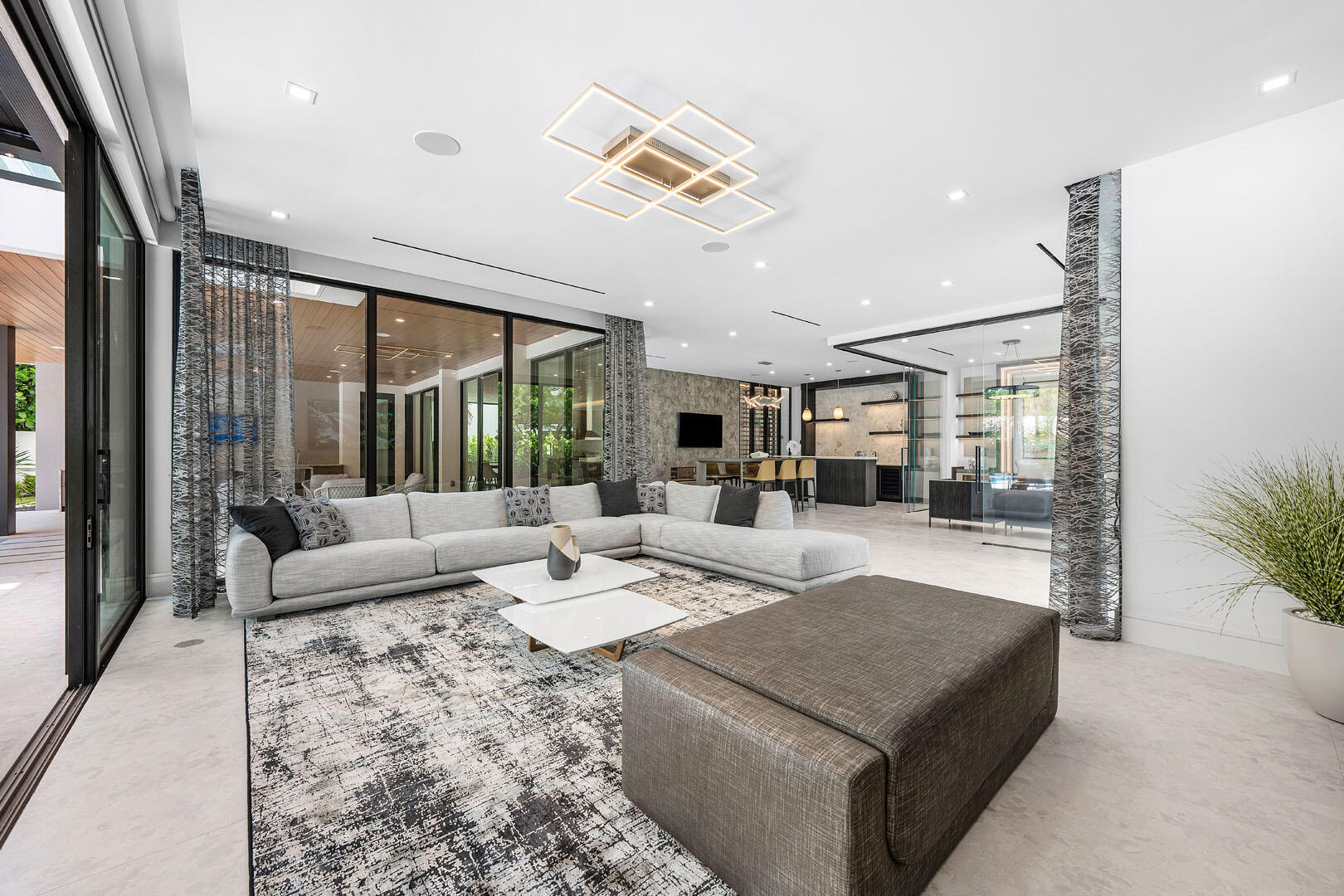 217 Thatch Palm Drive Boca Raton, FL 33432 - Photo 31 of 95 217_Thatch_Palm_Drive_33