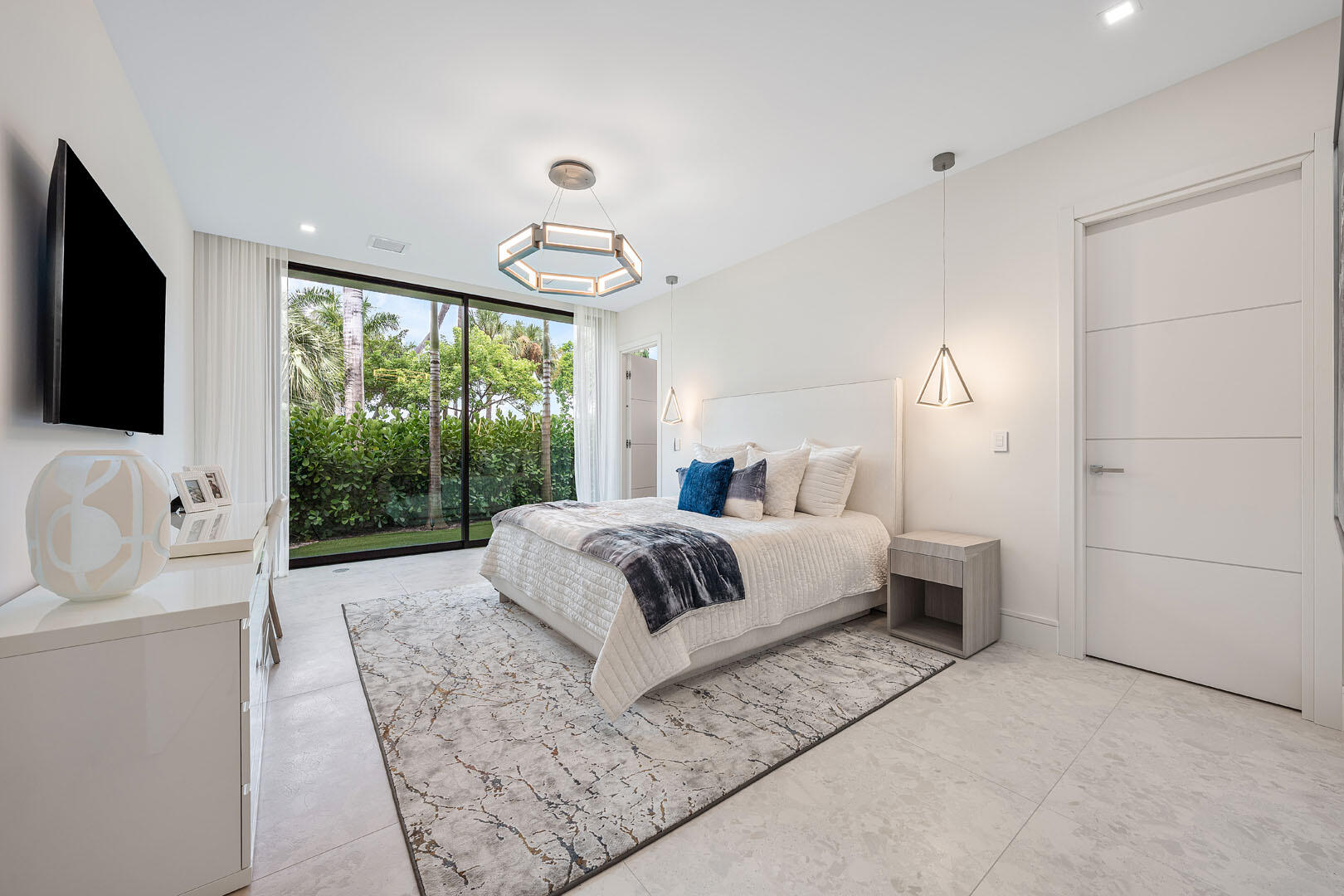 217 Thatch Palm Drive Boca Raton, FL 33432 - Photo 36 of 95 217_Thatch_Palm_Drive_41