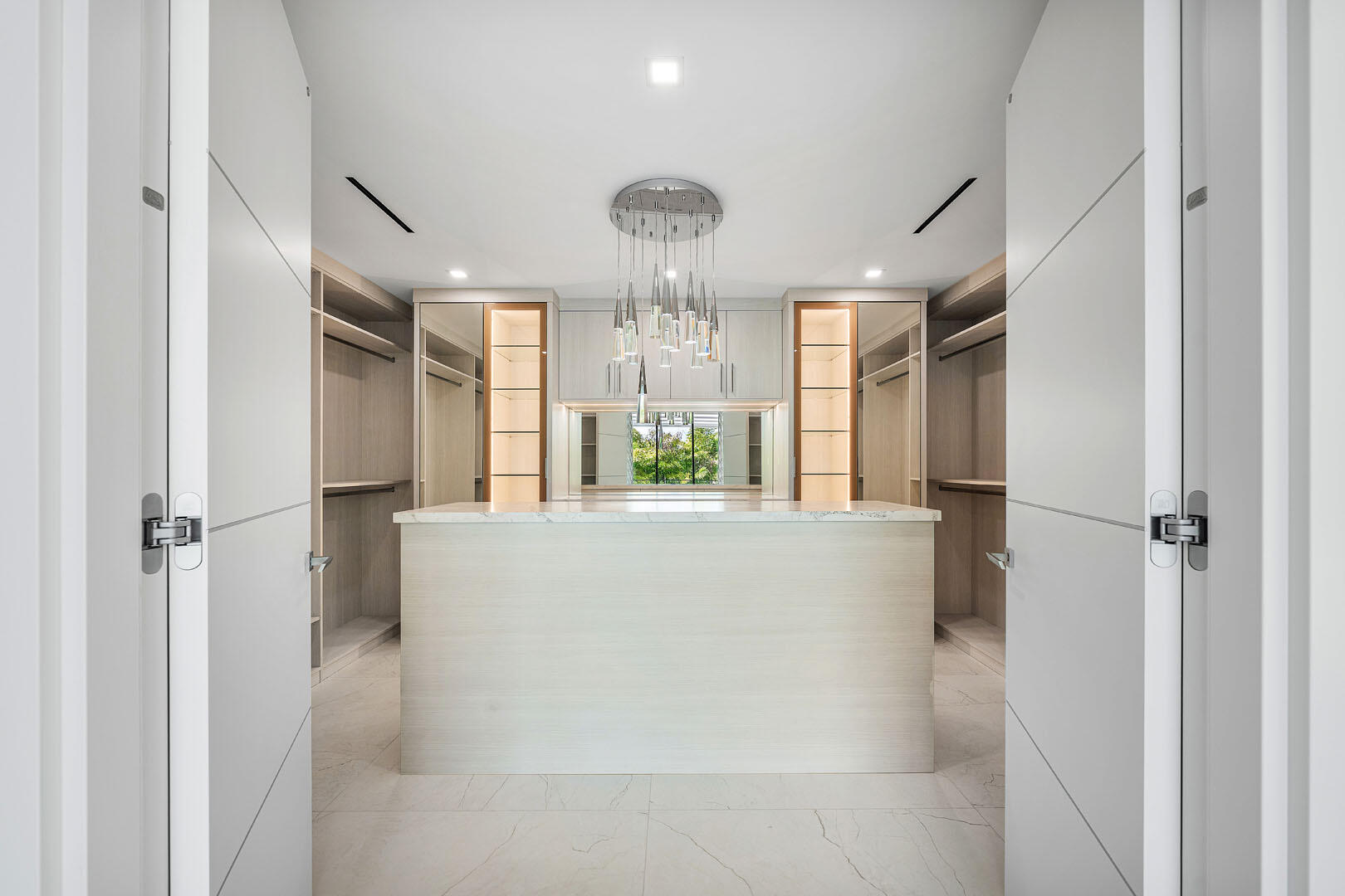 217 Thatch Palm Drive Boca Raton, FL 33432 - Photo 52 of 95 217_Thatch_Palm_Drive_60