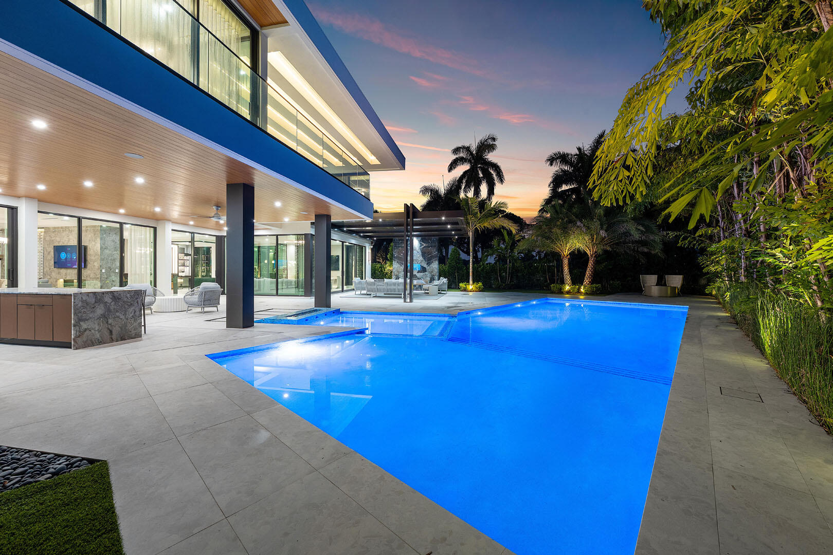 217 Thatch Palm Drive Boca Raton, FL 33432 - Photo 83 of 95 217_Thatch_Palm_Drive_Dusk_15