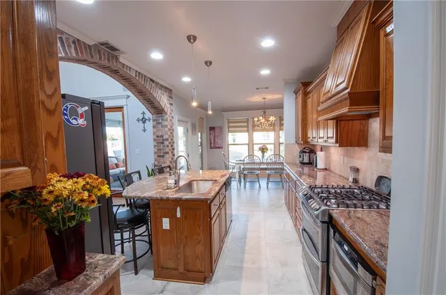 $489,900 | 12252 River Highlands Drive, St. Amant, LA 70774