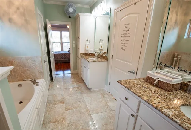 $489,900 | 12252 River Highlands Drive, St. Amant, LA 70774